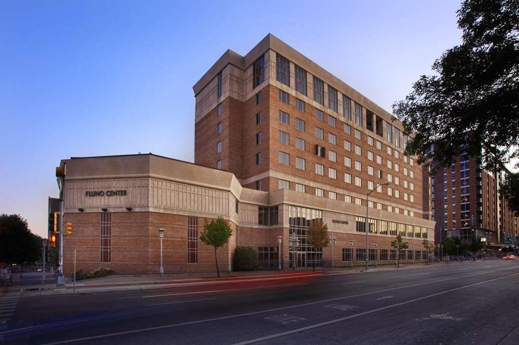 Fluno Center Hotel Madison Exterior foto